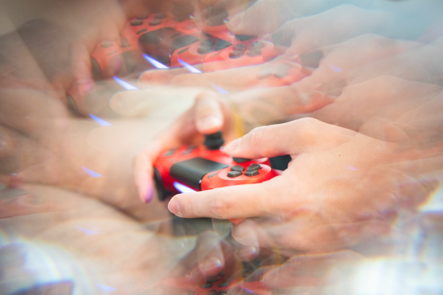 How Online Games Build Strong Communities